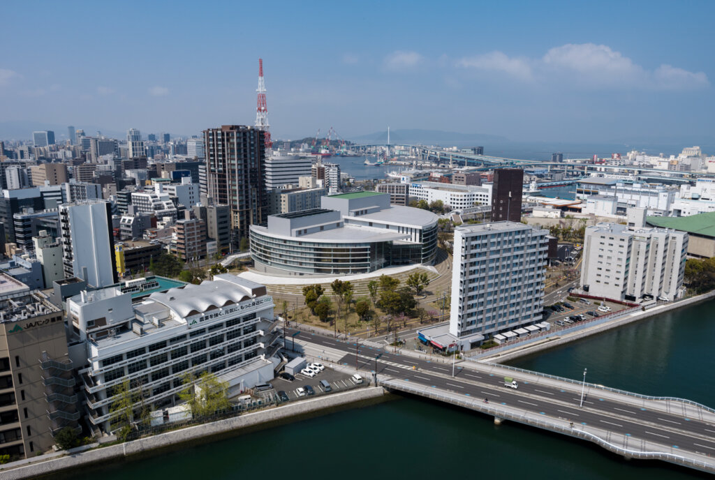 福岡市民ホール