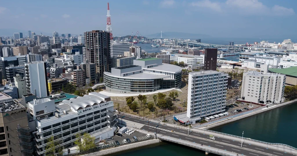福岡市民ホール