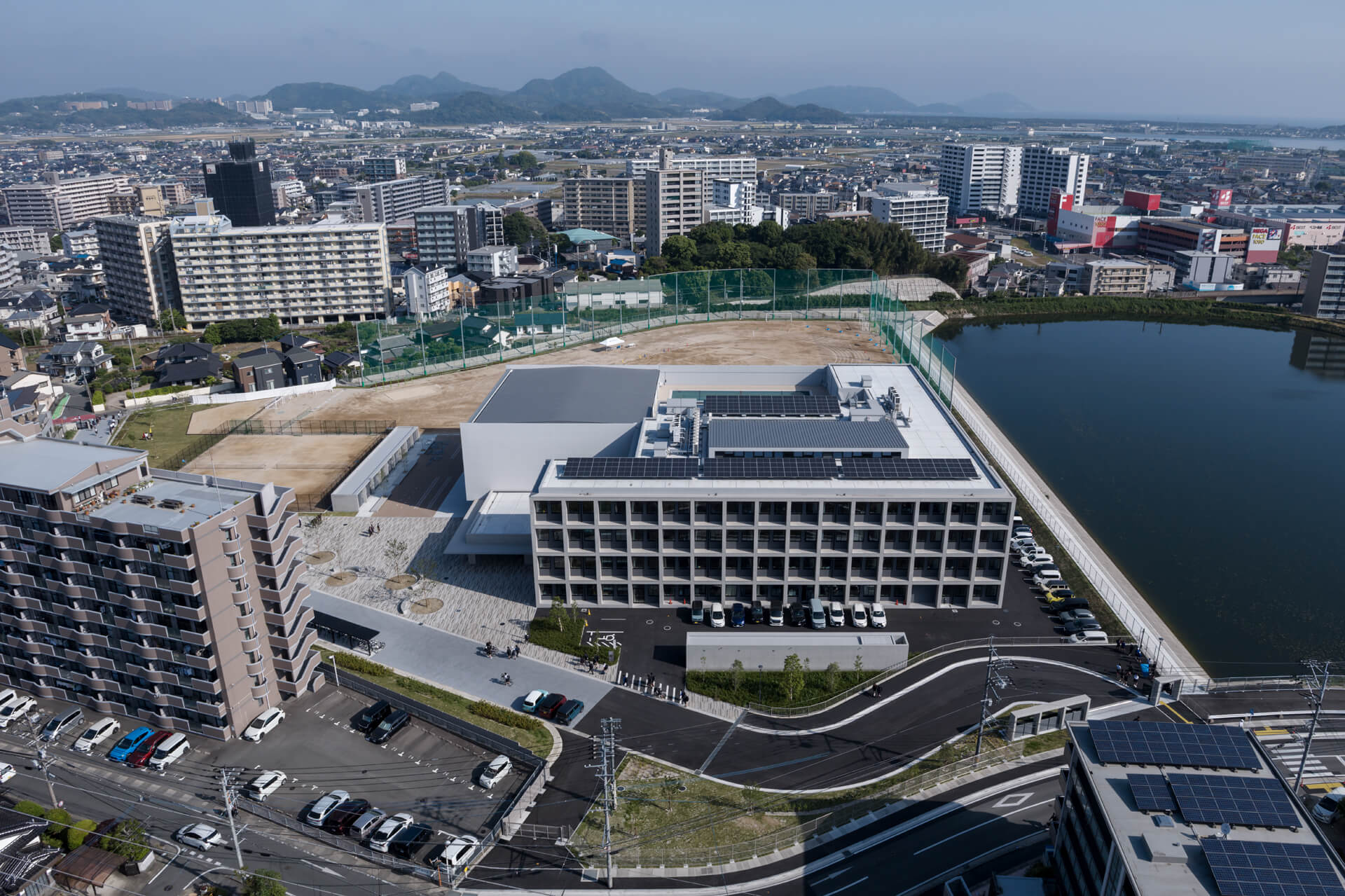 周船寺中学校